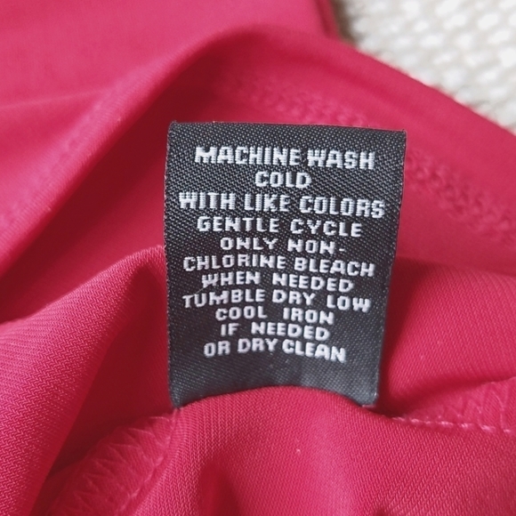 Premise Studio Red Collared Tank Top - Picture 6 of 7